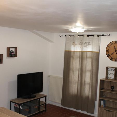 Bel Appartement T2 Carcassone Exterior photo